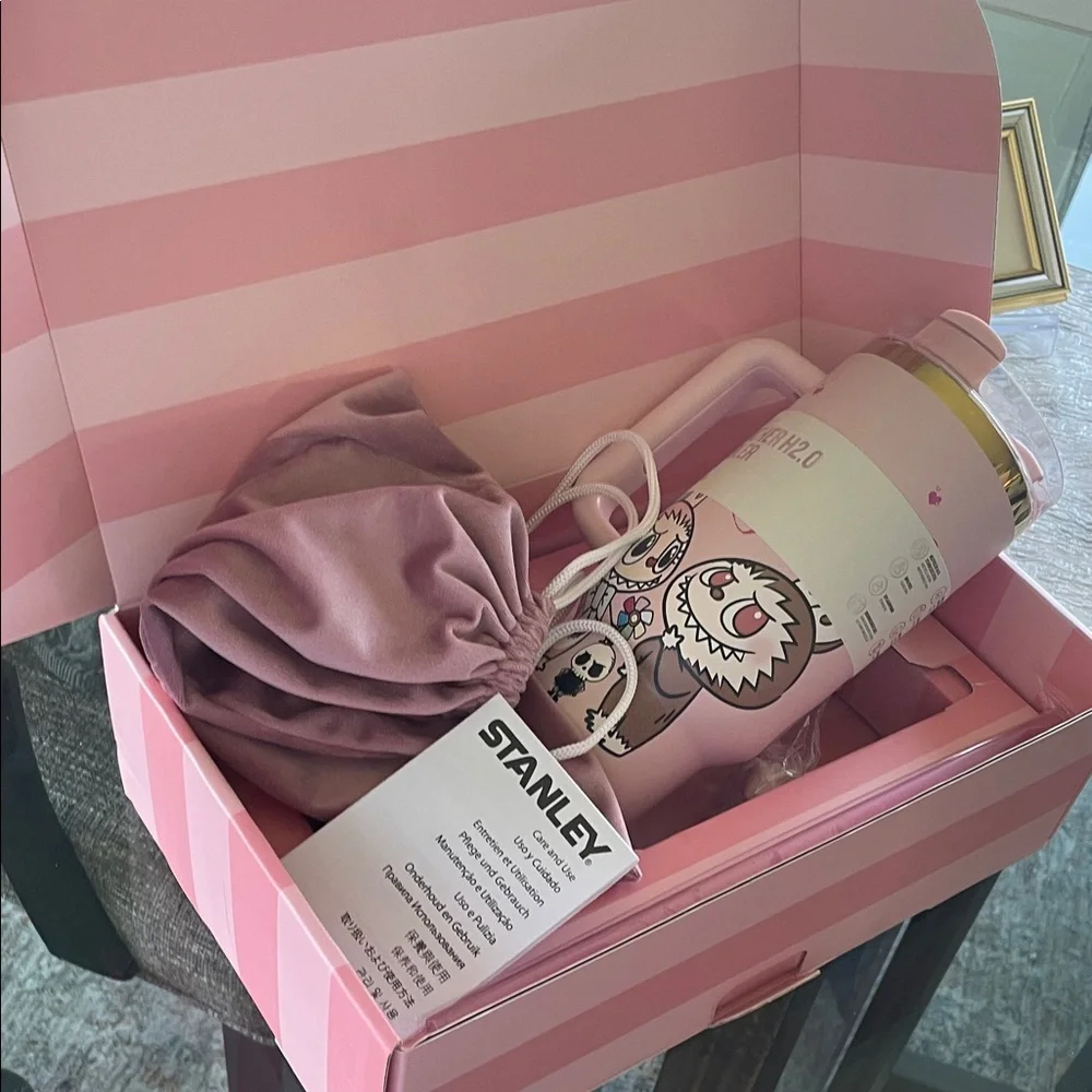 LABUBU Pink Party Favor Set